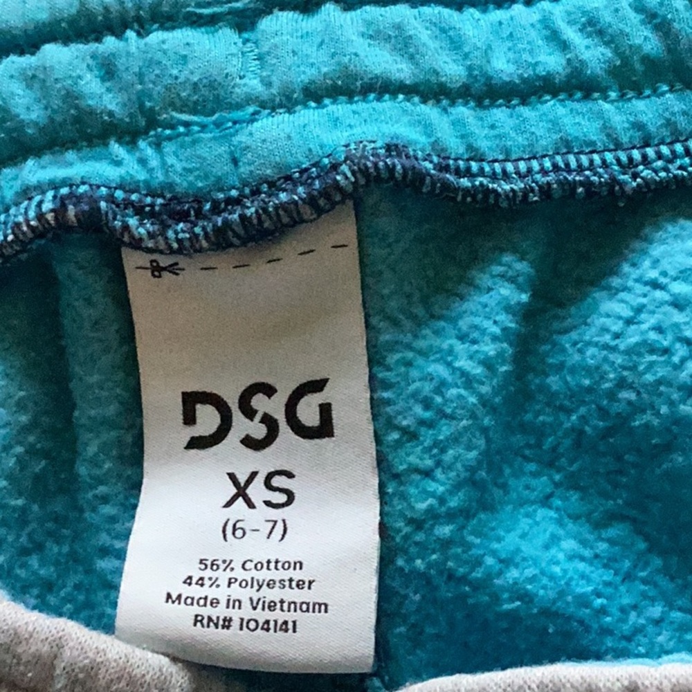 Two pair Shorts 🐒 - Picture 3 of 5
